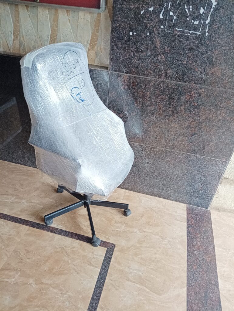 Professional chair packing Professional chair packing